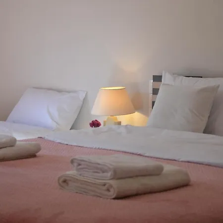 Daizy's Appartement Vólos